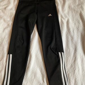 Girls size S (9-10) adidas leggings